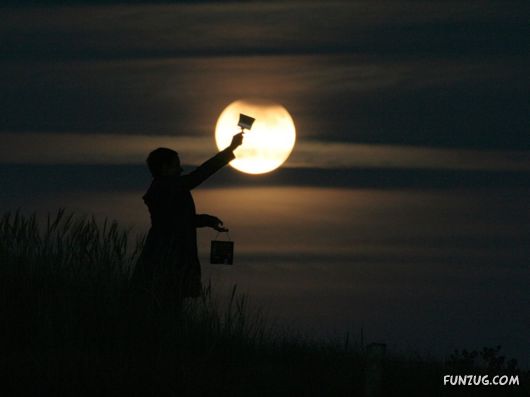 Ever Played with Moon Like This?