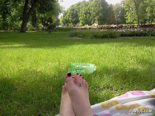 Creative Tattoos That Make Clever Use Of The Body