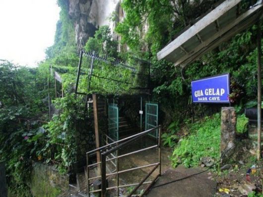 Batu Caves Breathtaking Charmers