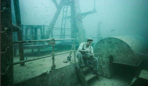 Crazy Underwater Art Gallery