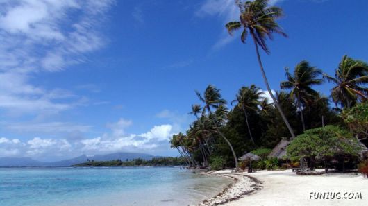 Click to Enlarge - Beautiful Maldives Wallpapers