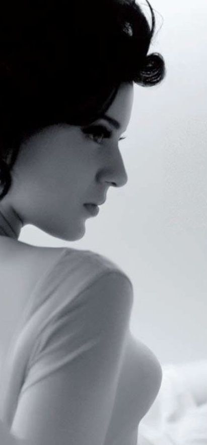 Kangana Ranaut Graces Up Maxim