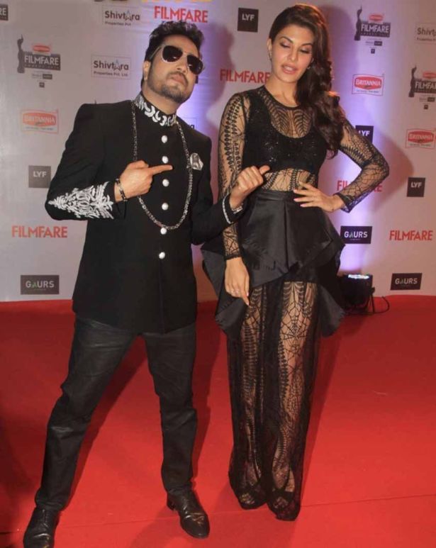 Jacqueline Fernandez At Britannia Filmfare Awards 2016