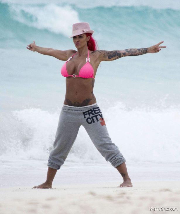Jodie Marsh At The Beach In Barbados