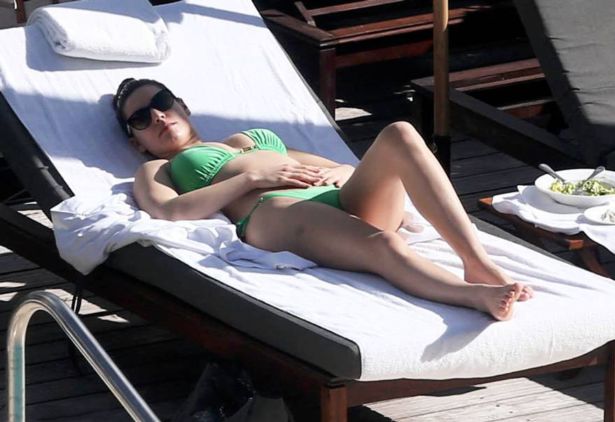 Kelly Brook On A Vacation In Miami Beach