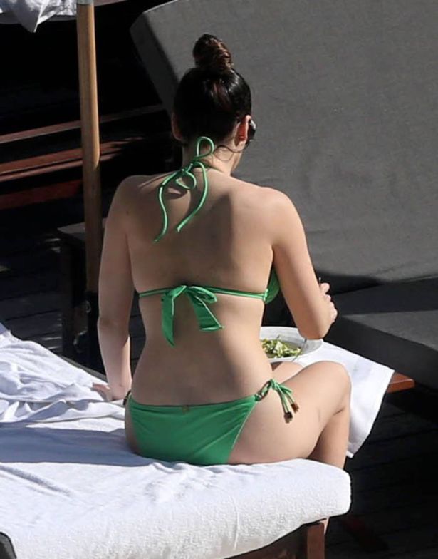 Kelly Brook On A Vacation In Miami Beach